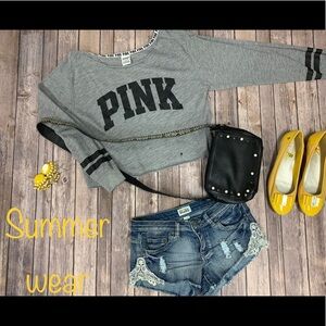 Women’s Clothing Bulk Sales